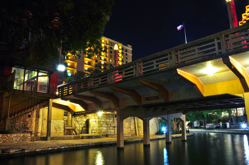 San Antonio Night photos | SkyscraperCity Forum