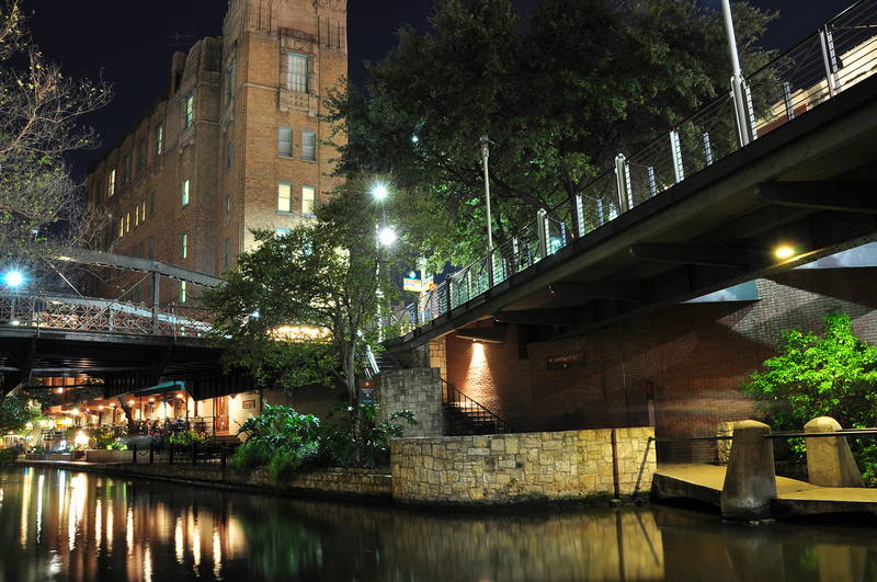 San Antonio Night photos | SkyscraperCity Forum